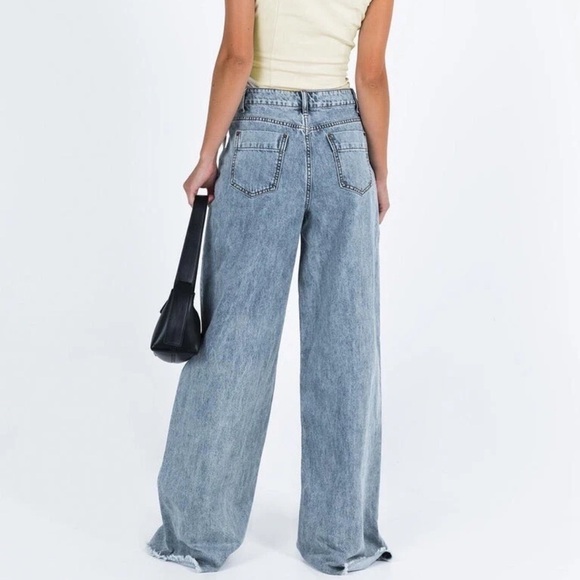 Lioness Women's Flare & Wide Leg Jeans - Blue - Picture 6 of 9